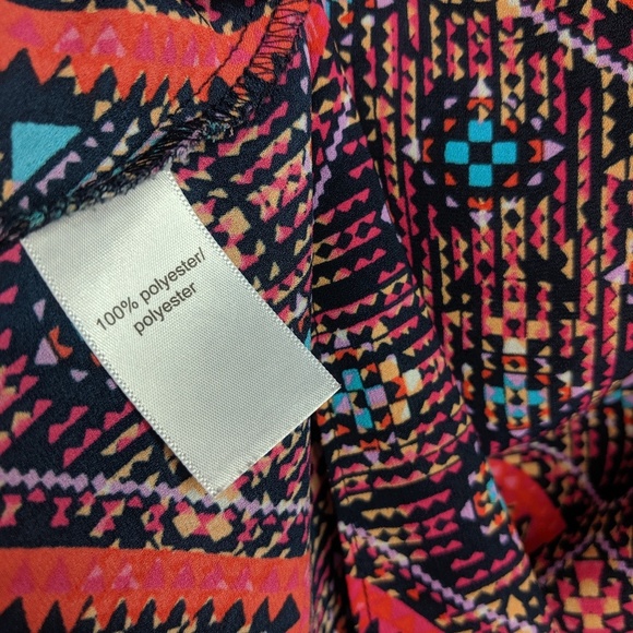 Maurices Tie Front Button Up Southwest Print Top M - Picture 2 of 8